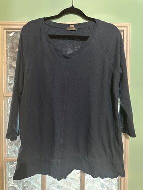J. Jill Navy V-Neck Lightweight Long-Sleeve Tunic